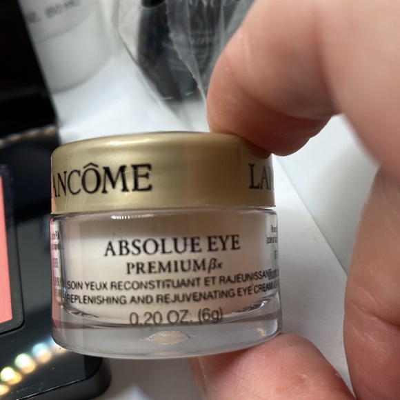 BN Lancôme double pallets for eyes and blush w/ 4 skin care extras - Picture 4 of 7